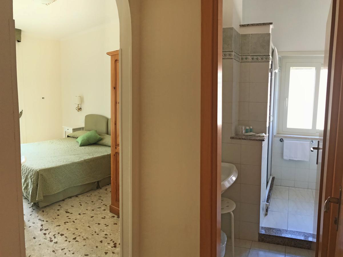Villa Del Sole Terracina Kültér fotó