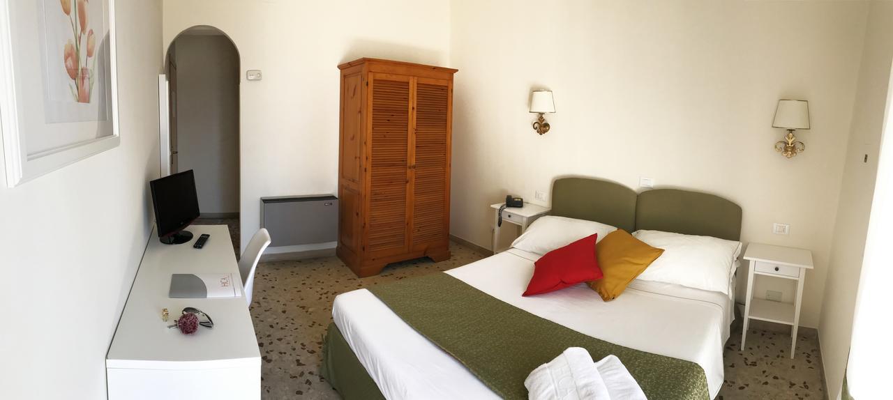 Villa Del Sole Terracina Kültér fotó