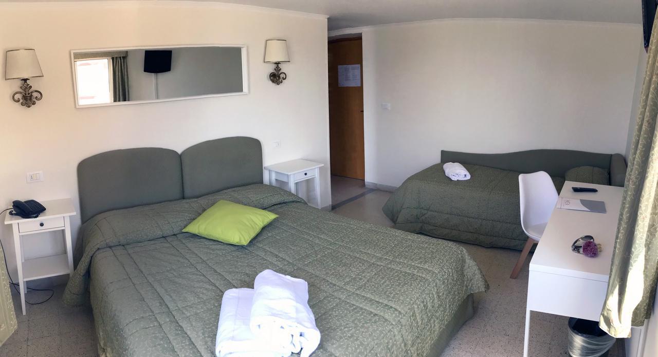 Villa Del Sole Terracina Kültér fotó